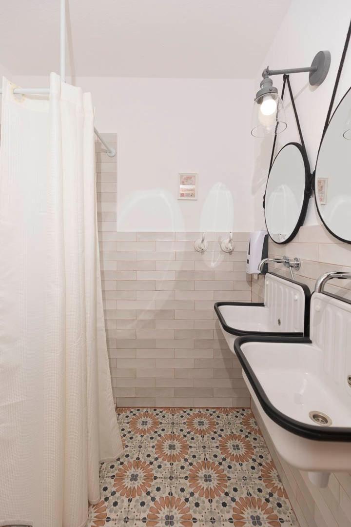 Corsica Hostel Porto-Vecchio, Partie Dortoirs المظهر الخارجي الصورة
